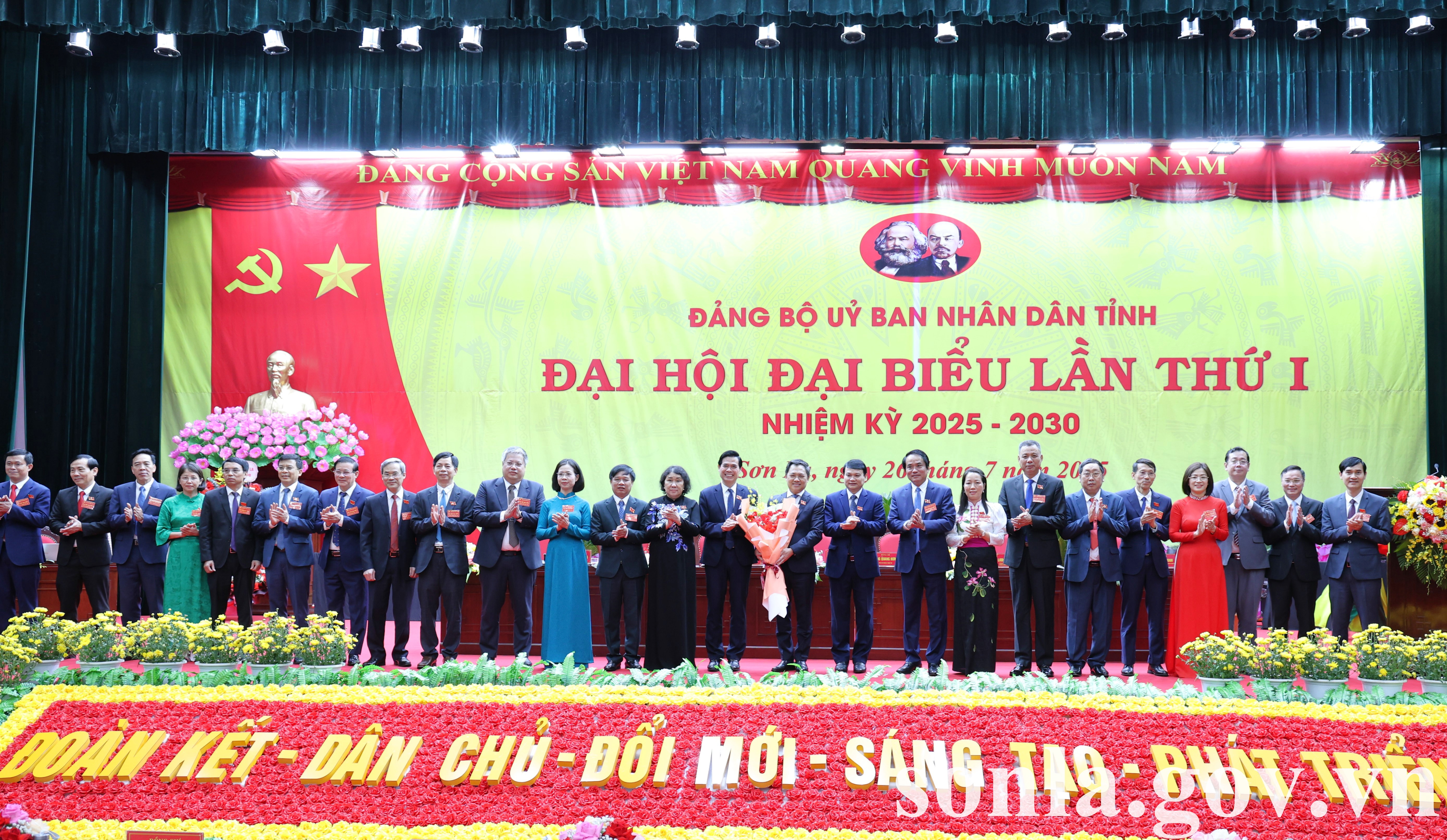 anh tin bai